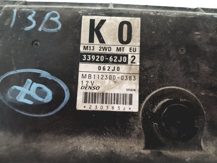 こう Engine Control Unit 33920-77J10 for Suzuki Swift 1992-2016