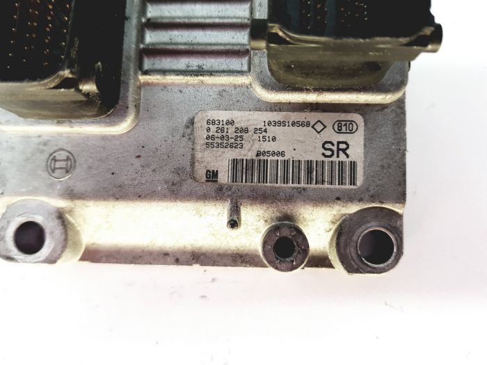 BOSCH12122158252セット Controller 0261208254 55352623 Opel Bosch GM 28740 - used
