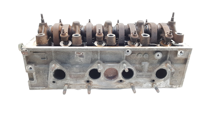 陳 Cylinder Head 0200AT 9622242010 Z01 1.4 8v EGR Citroen