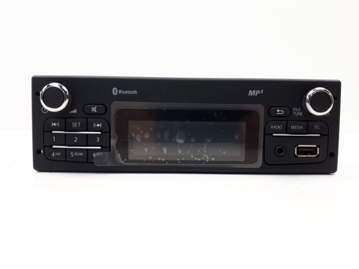 Renault MP3プレーヤー USBポート付き Renault MP3プレーヤー USBポート付き