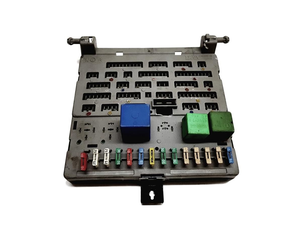 Fuse Box Peugeot 309 DAV 6083 - used | Eurofrance24.com