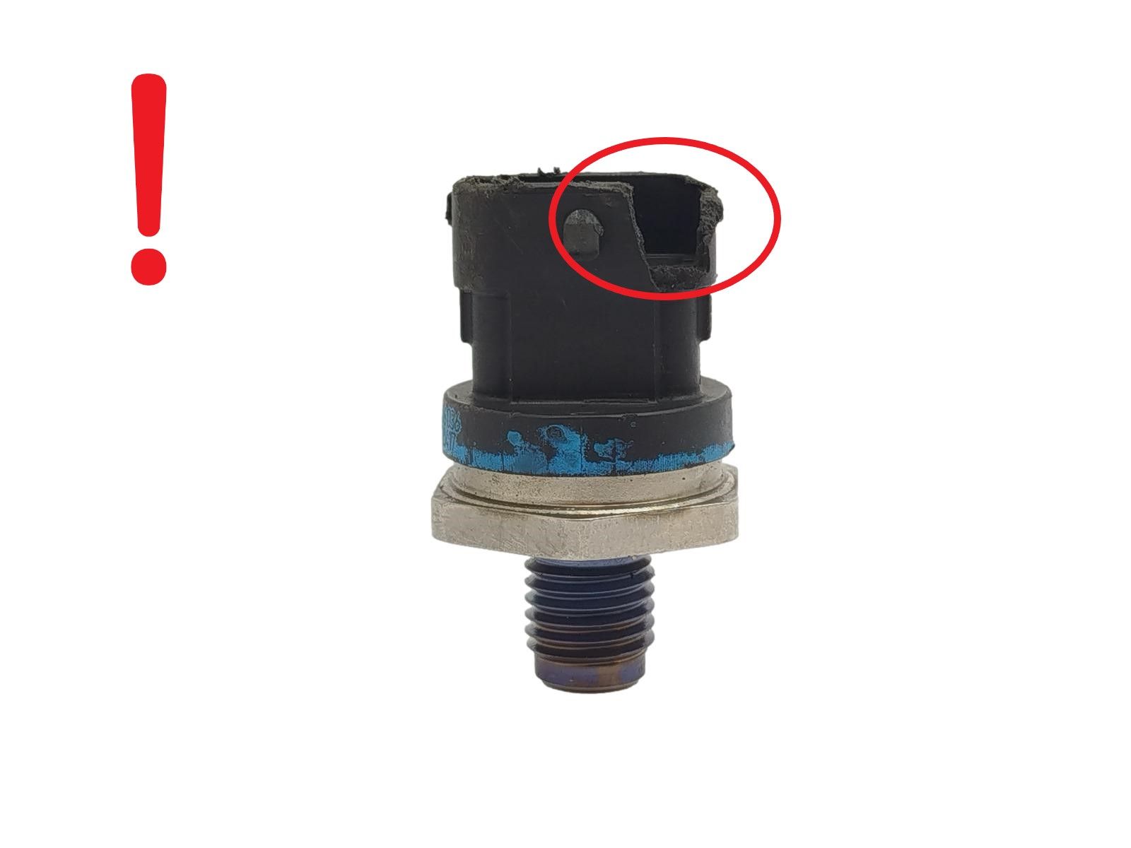 Fuel Pressure Sensor For Renault Master 2.3 dCi 0281006036 Bosch main product photo