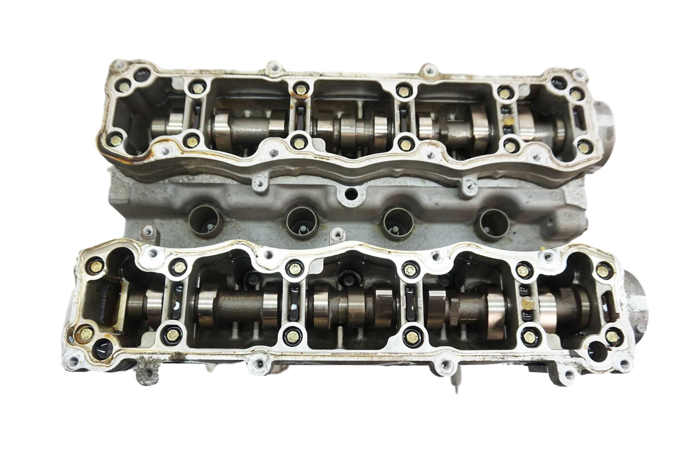 Cylinder Head 9636076010 0200GA 1,6 16v NFU Citroen Peugeot 1586 main product photo