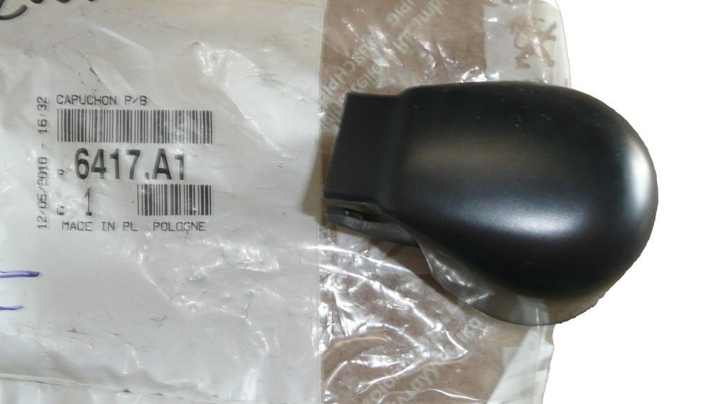 Plug Rear New Original 6417.A1 6417A1 Citroen Xsara 2 main product photo