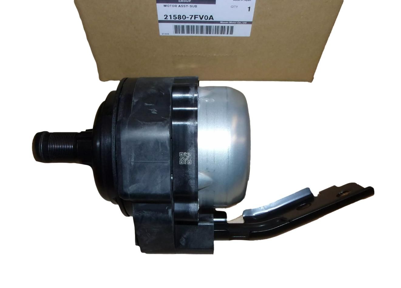 Water Pump Original 215807FV0A Renault main product photo
