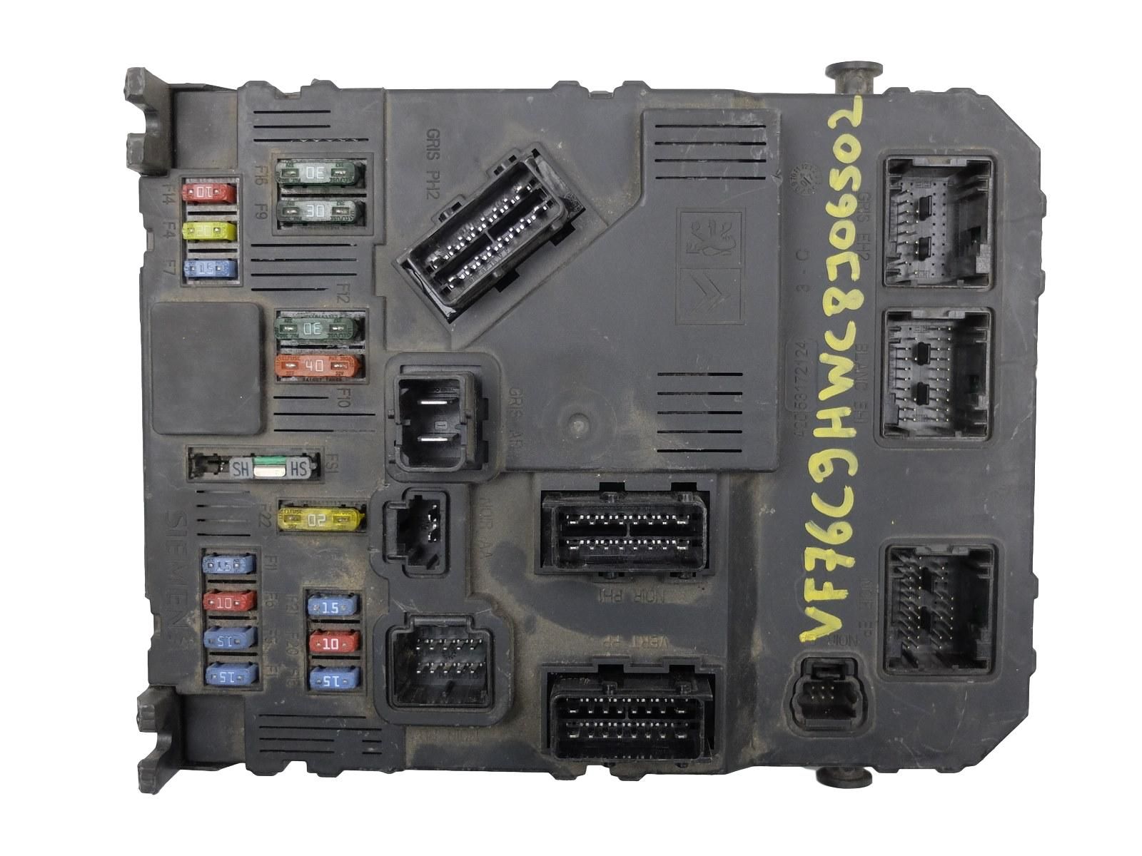 Controller BSI 9657999780 S118085220F Citroen Peugeot main product photo