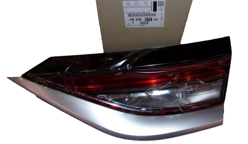Lamp Right Original 9833607280 Citroen main product photo
