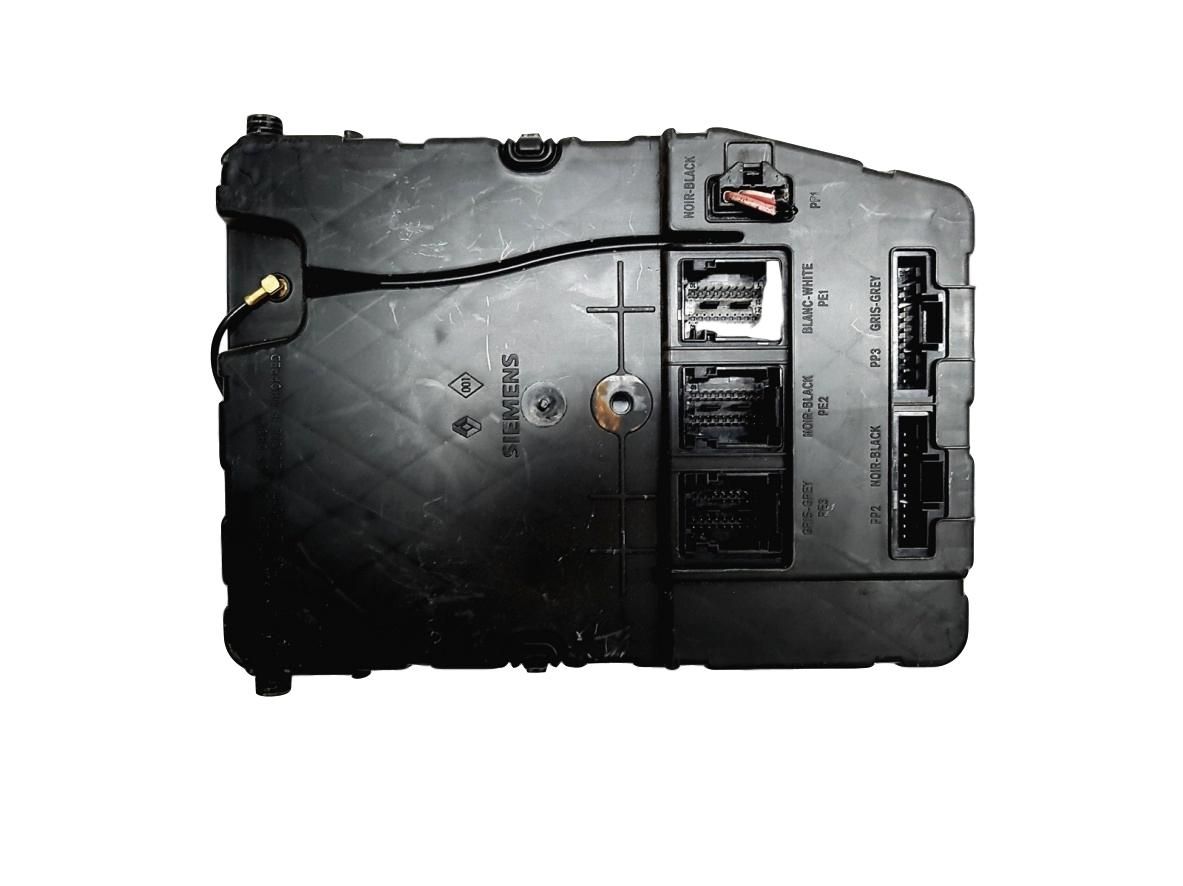 Controller UCH X84 N3 8200306437 S118400310K Renault Siemens main product photo