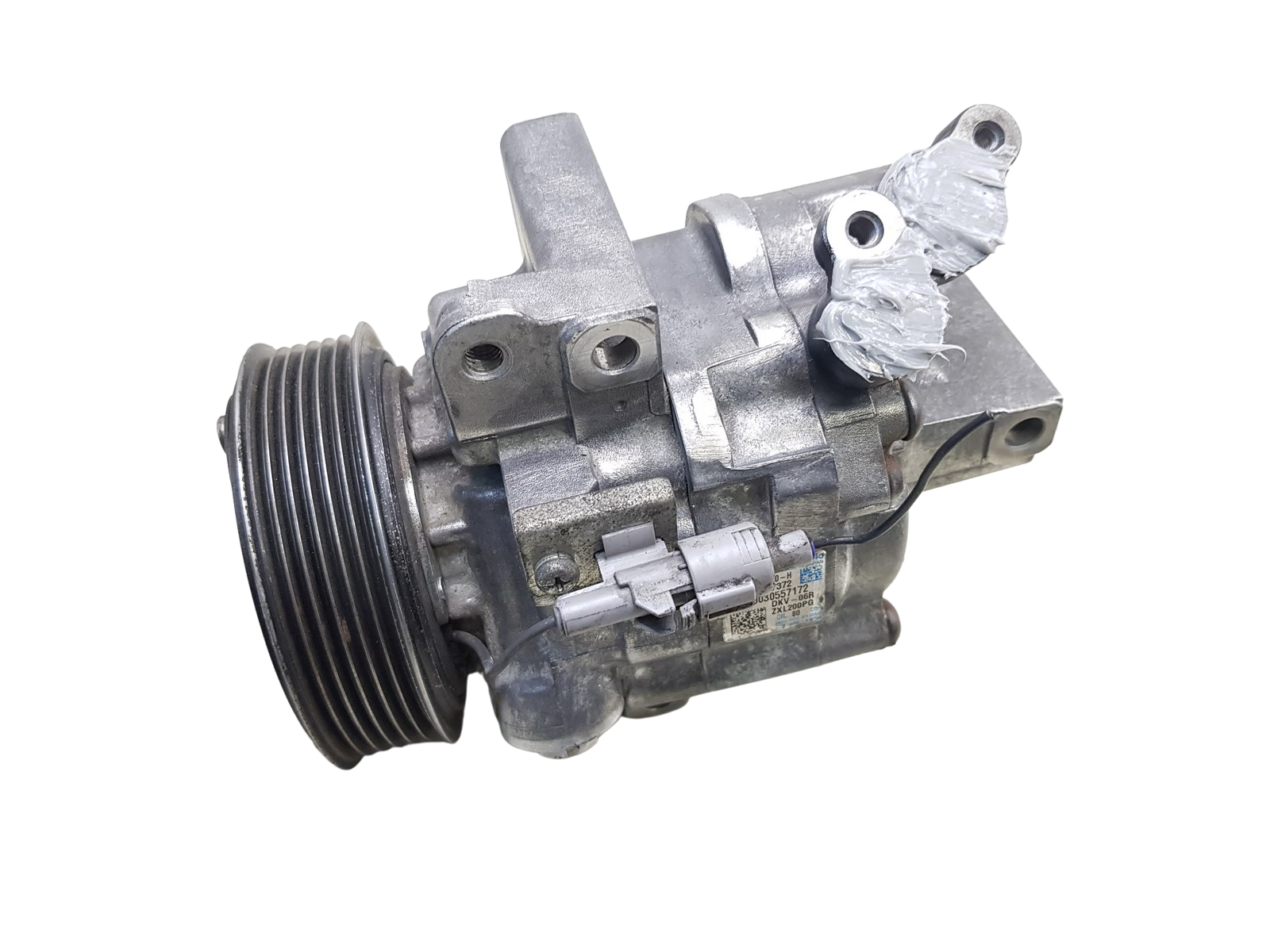 Air Con Compressor/Pump 88310-0H010-H DKV-06R 506021-7372 Valeo Toyota main product photo
