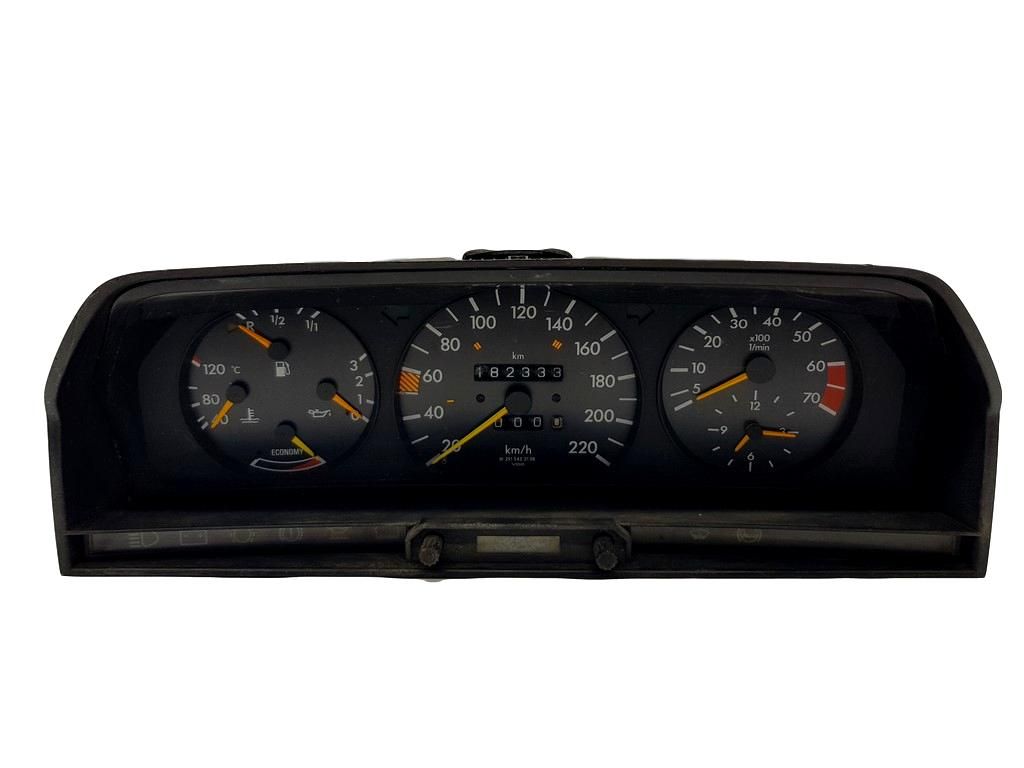 Speedometer/Instrument Cluster Mercedes 190 W201 2015421116 main product photo
