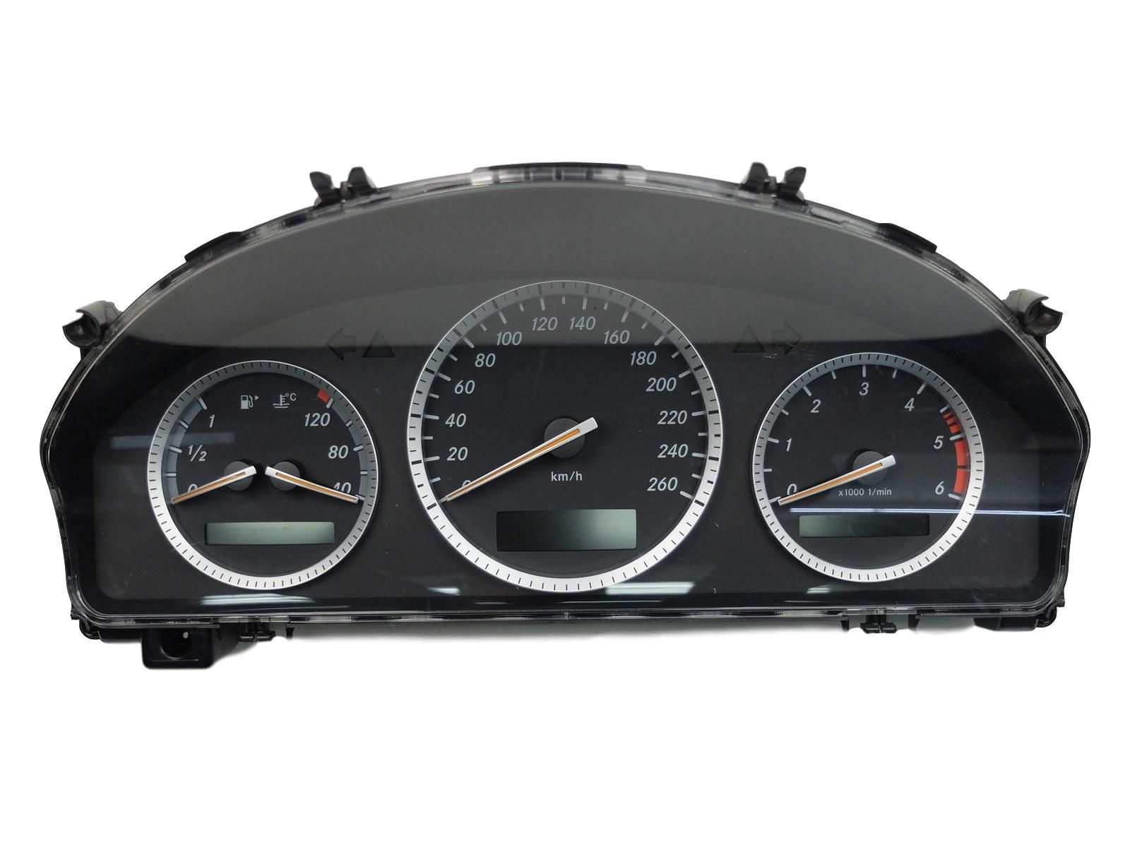 Speedometer/Instrument Cluster Mercedes C W204 A2045401648 main product photo