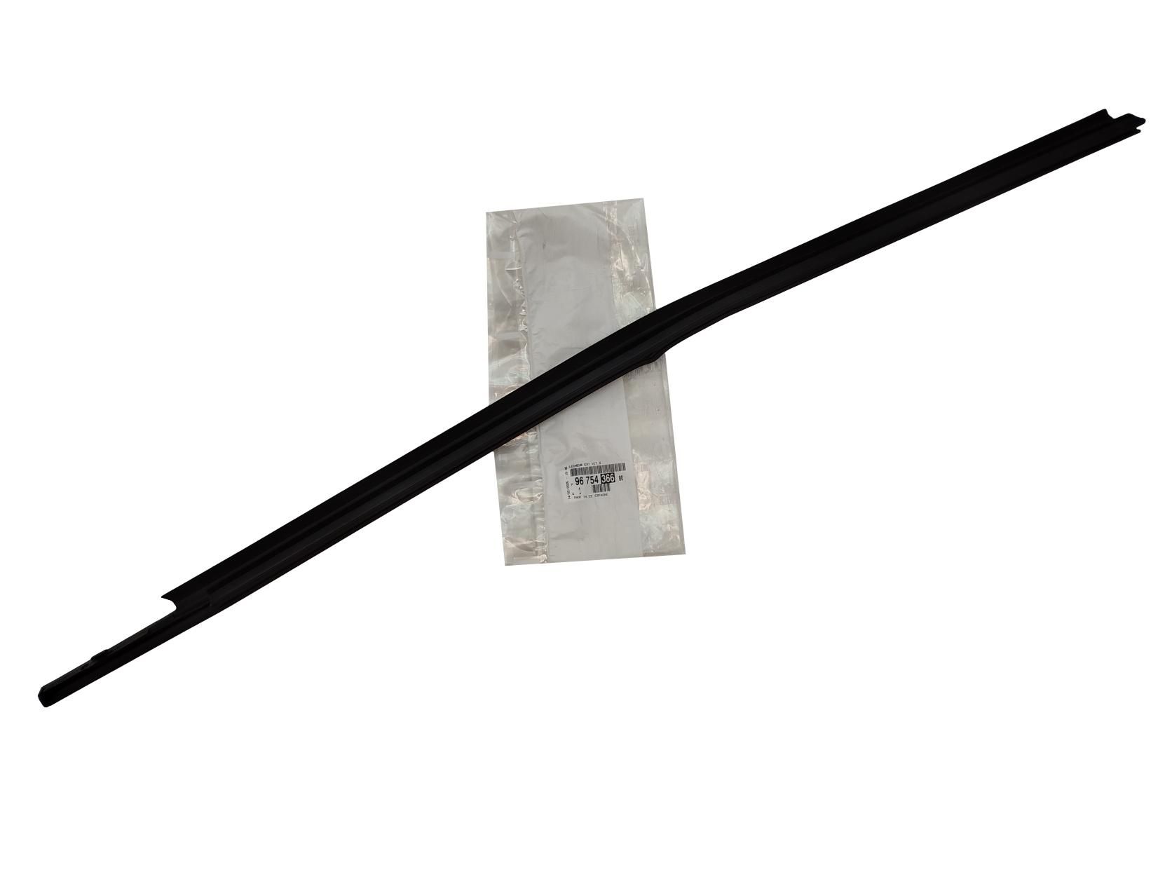 Door Window Seal Original Citroen C-elysse 9675436680 main product photo