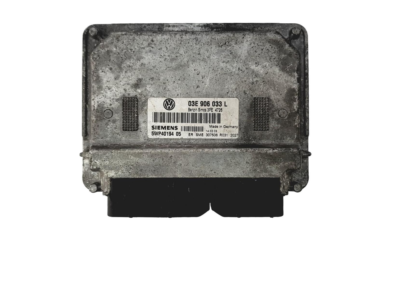 Controller 03E906033L 5WP40194 05 VW Siemens 15676 main product photo