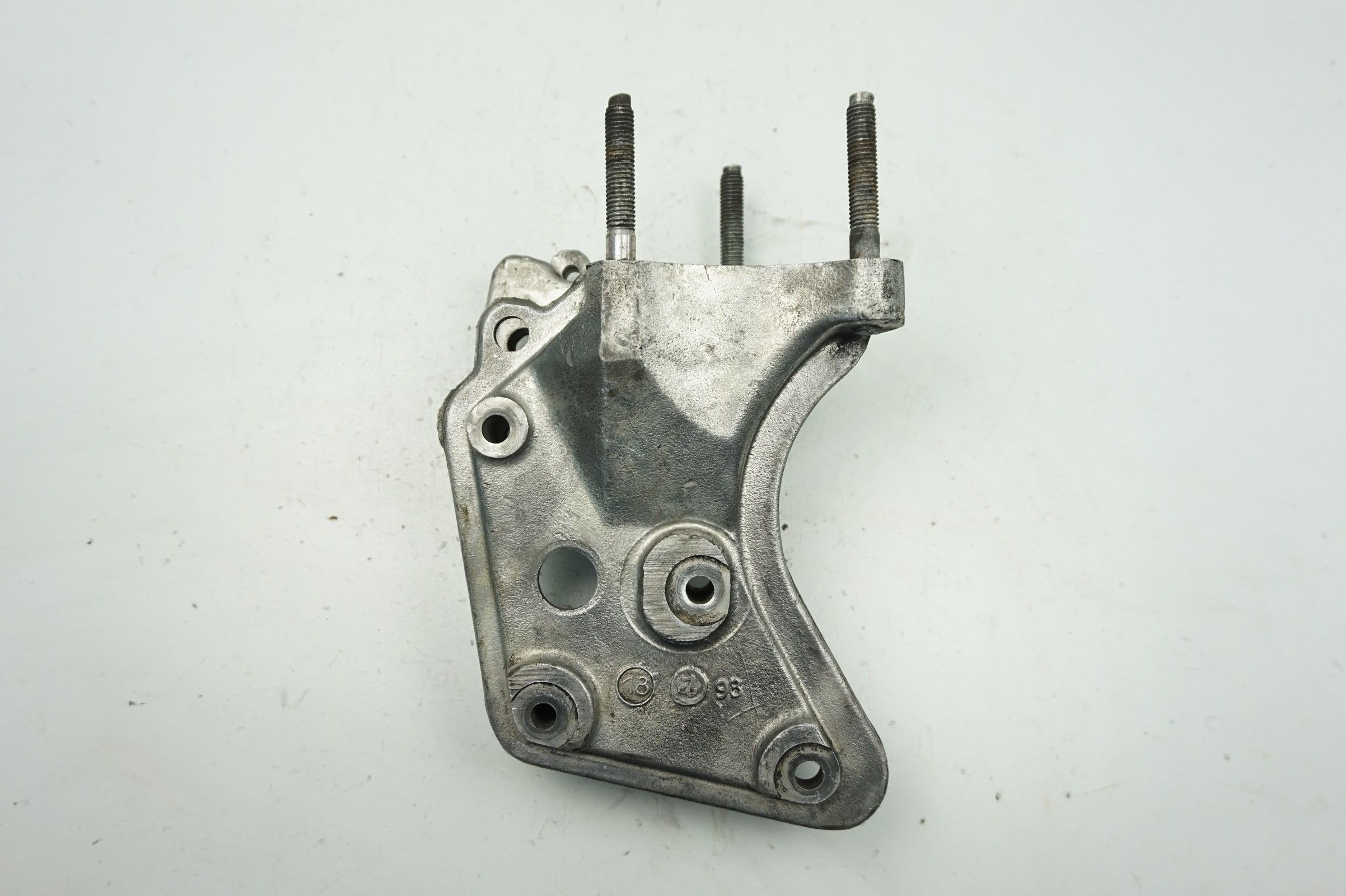 Engine Support Right 1807A4 2,1 TD Evasion 806 Citroen Peugeot main product photo