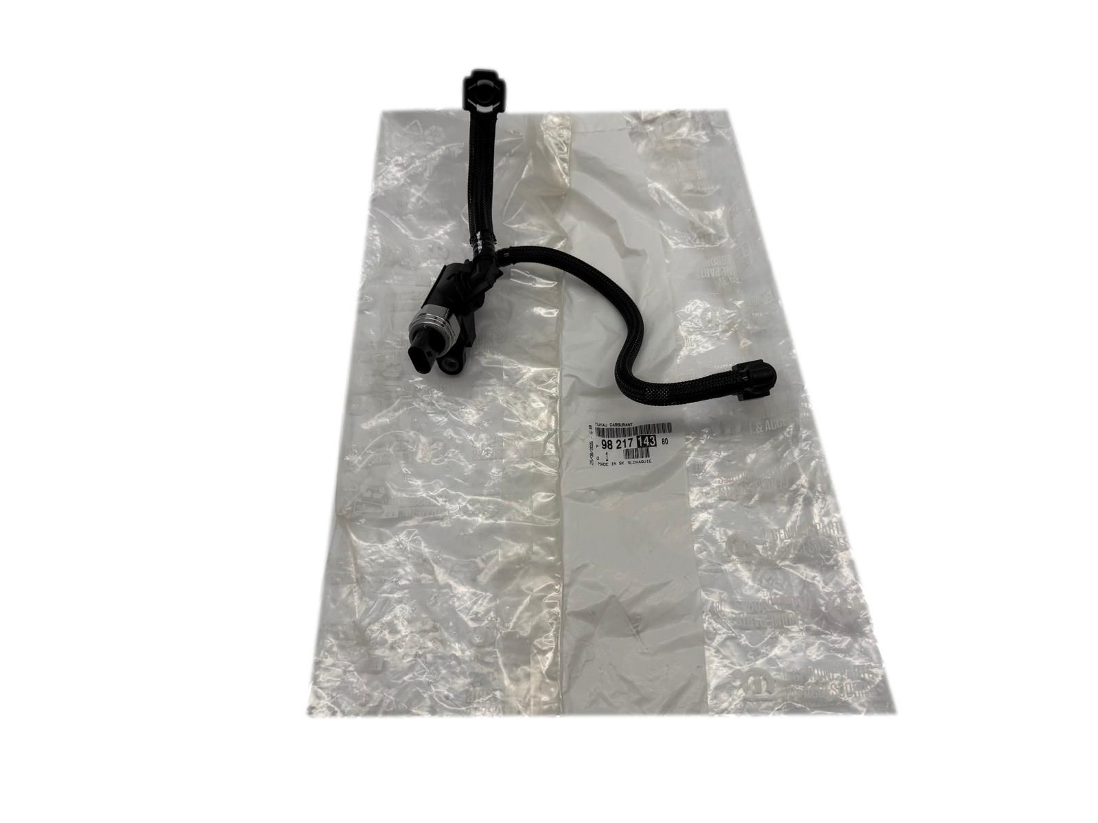 Fuel Pipe Original 9821714380 Citroen Peugeot main product photo