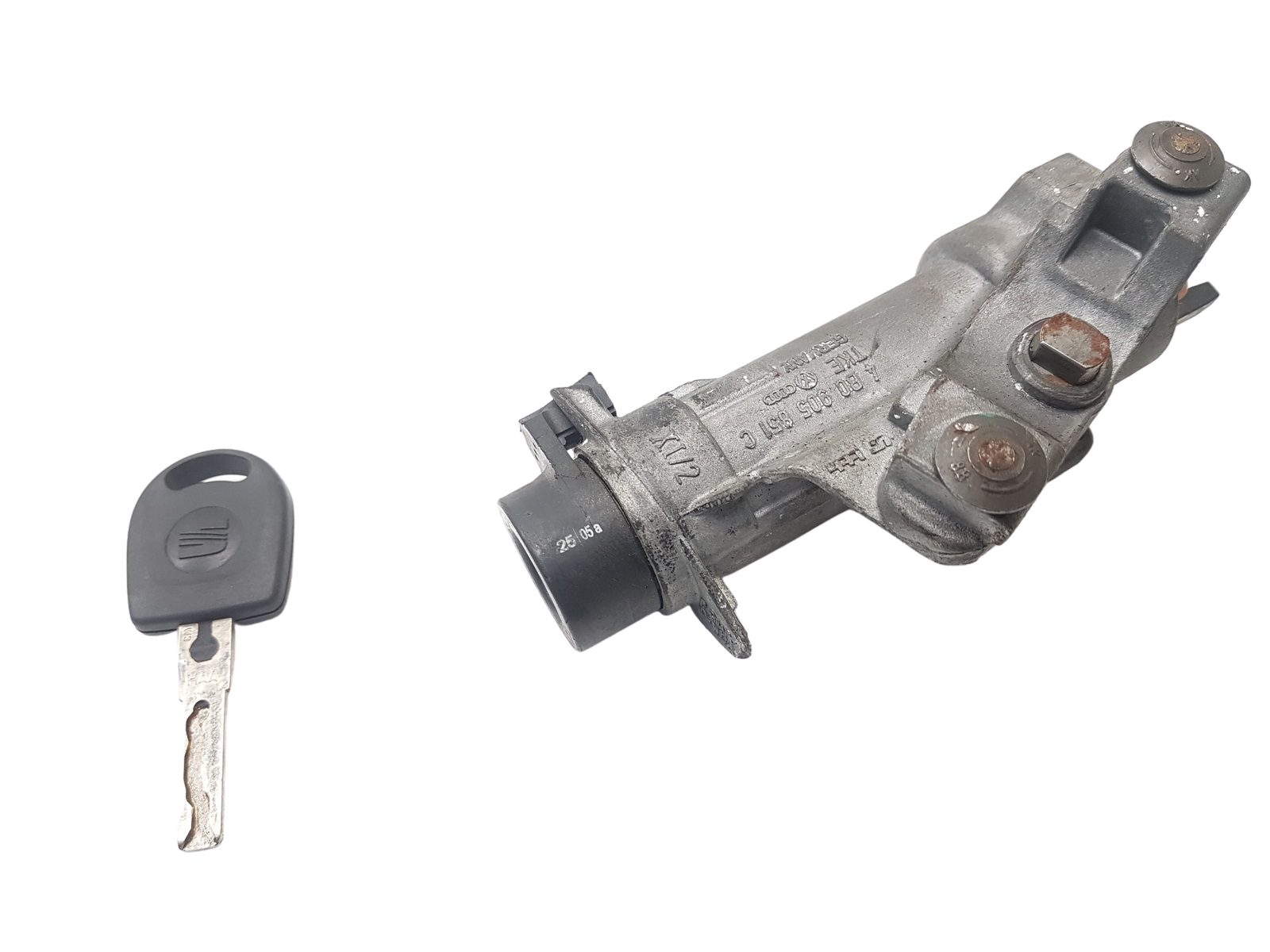 Ignition Switch Seat Cordoba 4B0905851C 4B0905849 1093 main product photo