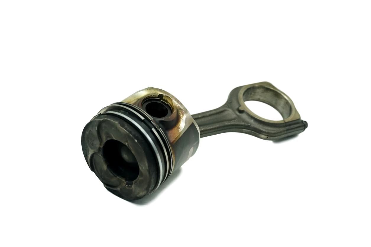 Piston Connecting Rod 0628N7 0603A8 1,4 HDI 8HX Citroen Peugeot Ford main product photo