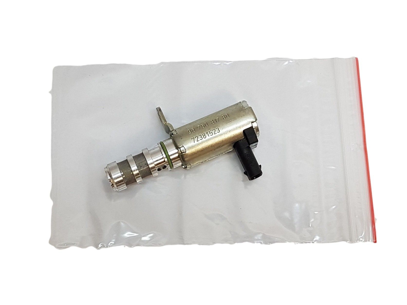 Solenoid Original Citroen Peugeot 1.2 THP 72381523 9675081780 main product photo