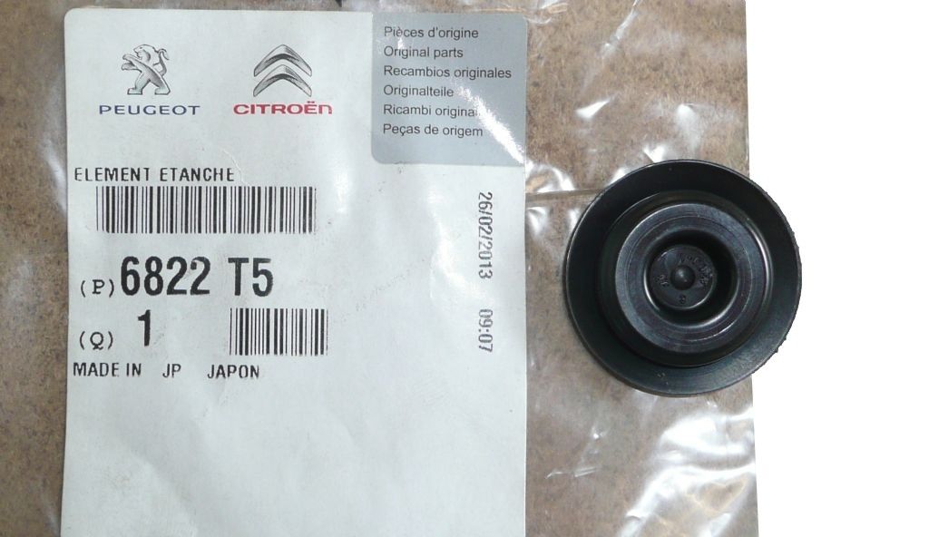 Plug New Original 6822.T5 6822T5 Citroen C1 2 main product photo