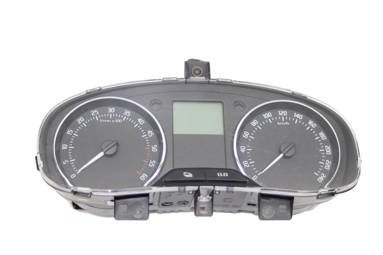 Speedometer/Instrument Cluster Skoda Fabia II 5J0920811D main product photo