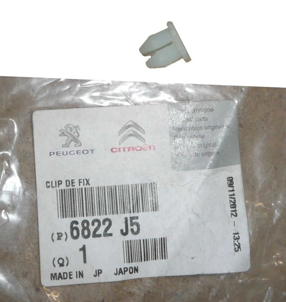 Fixing Pin New Original 6822.J5 6822J5 Citroen C1 Peugeot 107 main product photo