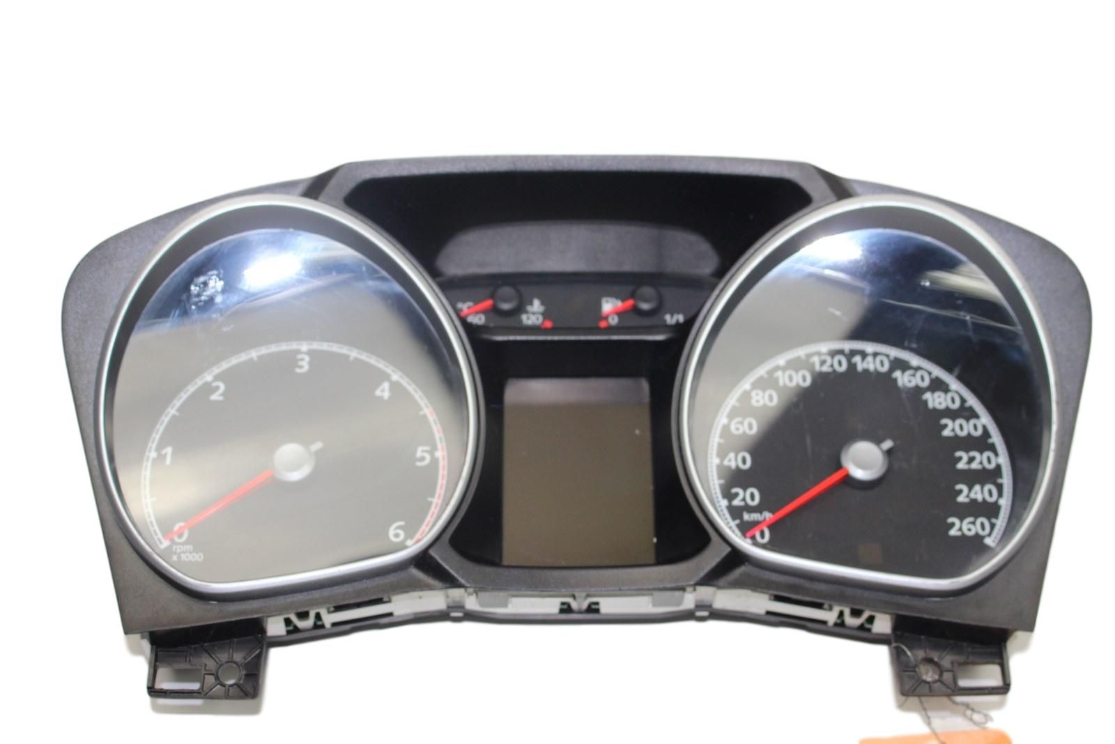Speedometer/Instrument Cluster  Ford Mondeo 8M2T-10849-RC VP8M2T-10849-RC main product photo