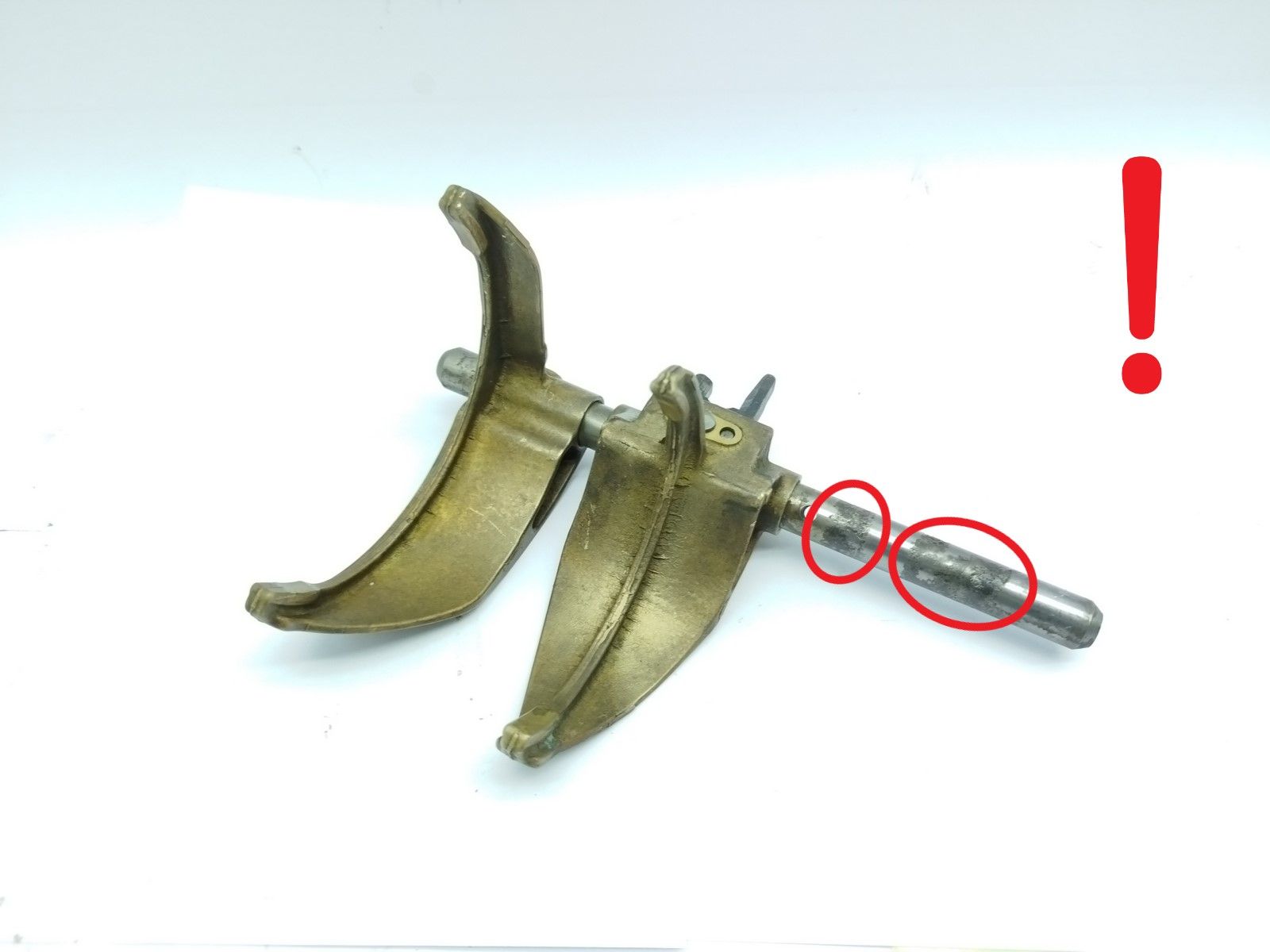 Gearbox Shift Fork For Renault Master 2 PF1009 7700110325 1-2 main product photo