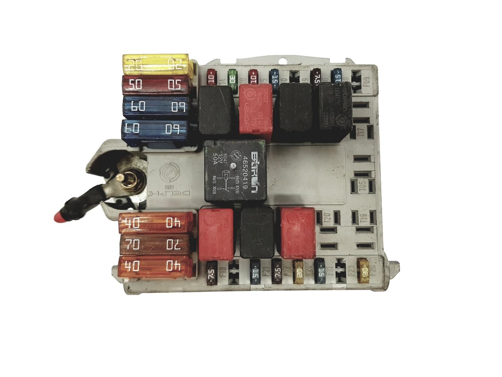 Fuse Box Fiat 46752706 Delphi 15253 main product photo