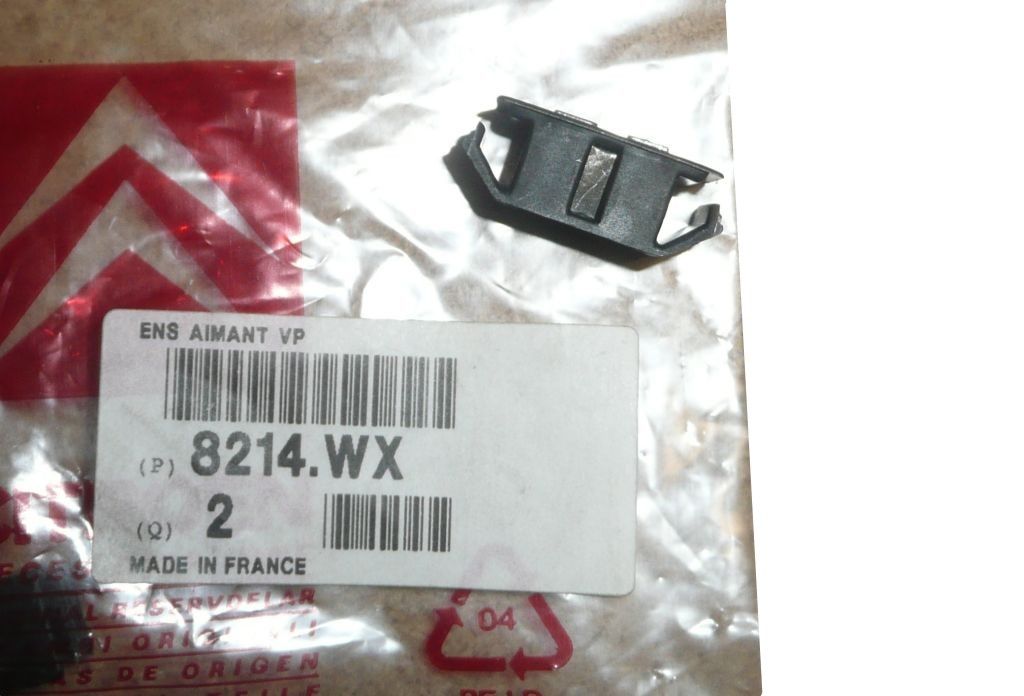 Glove Box Lid Lock New Original 8214.WX 8214WX Citroen Peugeot main product photo