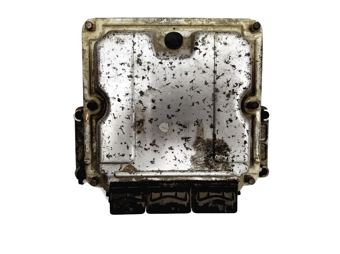 Controller 0281010556 8200153946 8200095416 Renault Bosch 9593 main product photo