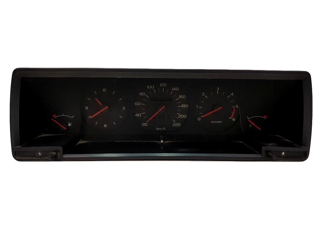 Speedometer/Instrument Cluster Volvo 760 main product photo