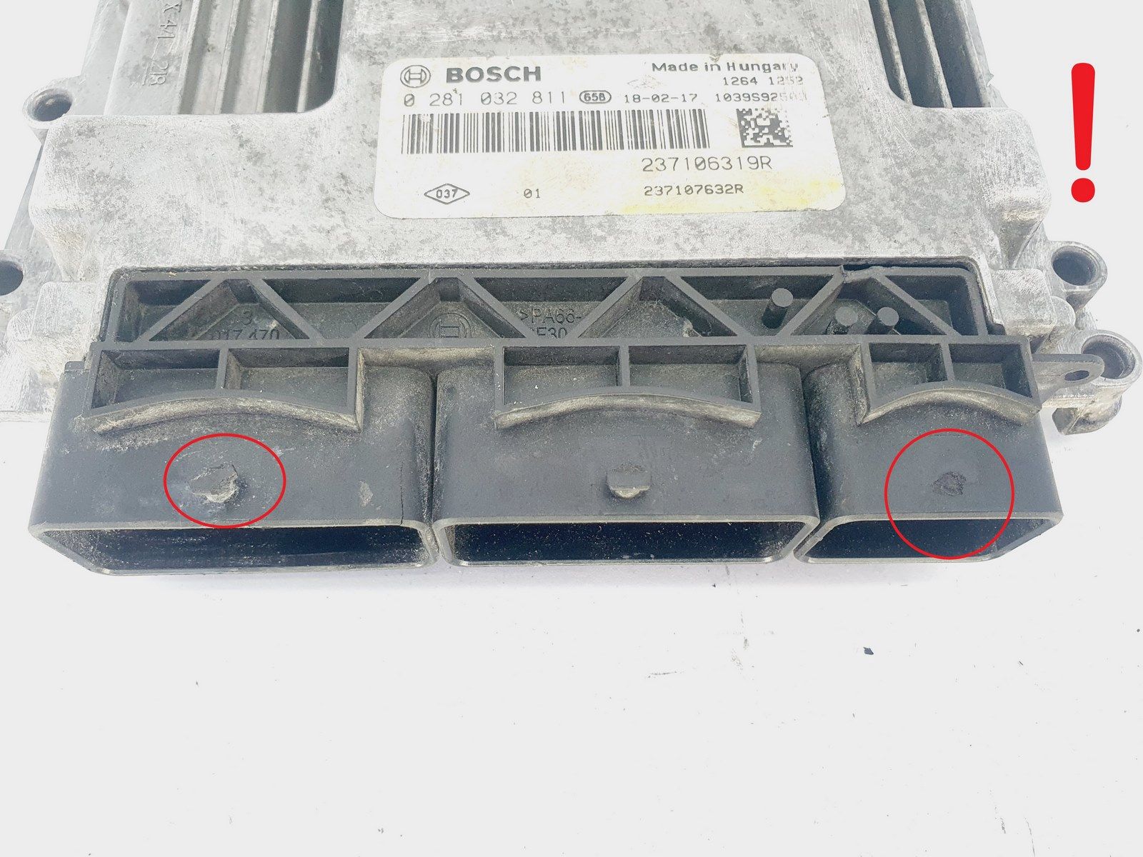 Controller 237107632R 0281032811 Renault Bosch 45865 main product photo