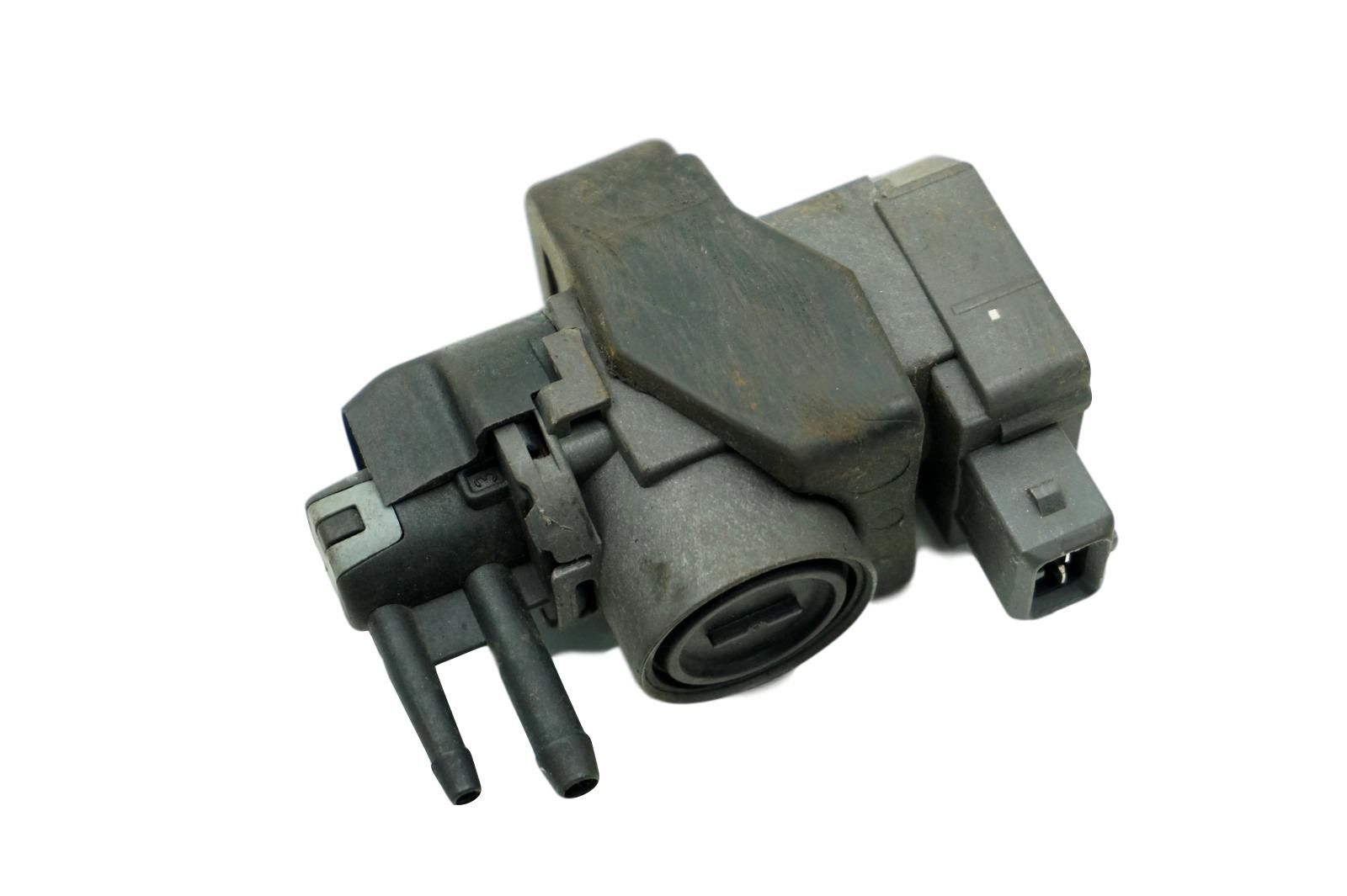 Solenoid 149568021R 1,5 dci Renault Dacia Duster Kangoo 2 Megane 3 main product photo