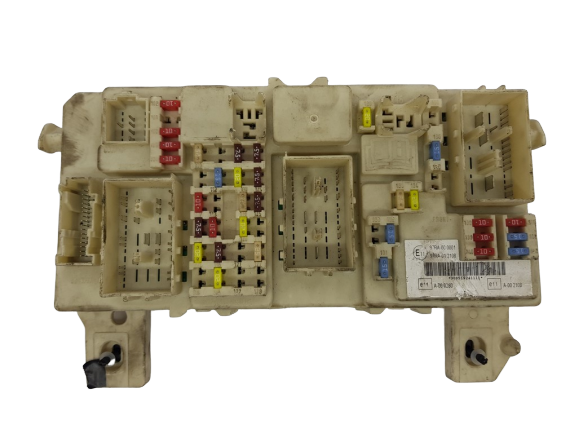 Fuse Box Ford 7M5T14A073BB main product photo