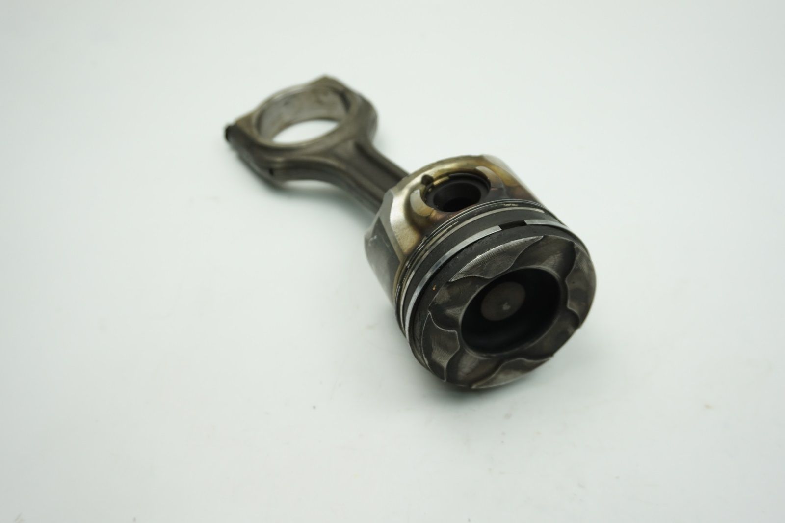 Piston Connecting Rod Mini R56 1,6D 09-10 1183 main product photo