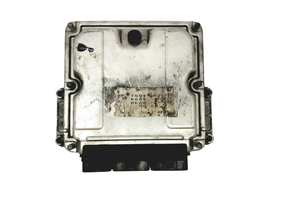 Controller 0281001934 8200039569 8200078730 Renault Bosch 16677 main product photo