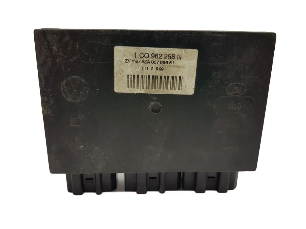 Controller VW 1CO962258N 5ZA00795651 Hella main product photo
