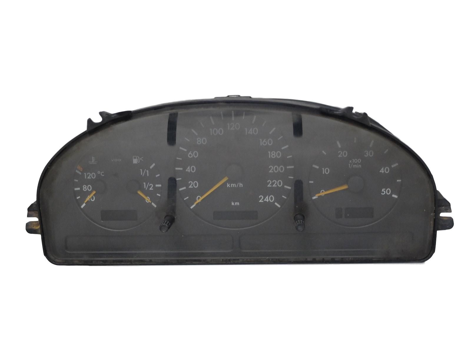 Speedometer/Instrument Cluster Mercedes ML W163 A1635404011 3329130030 main product photo