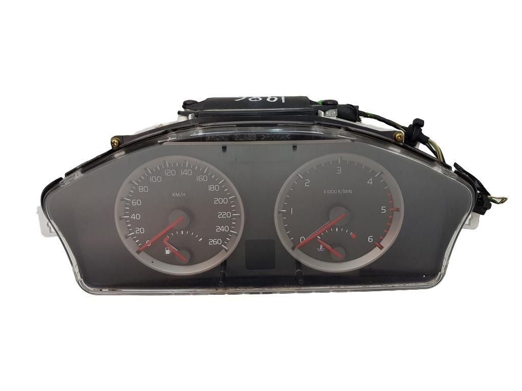 Speedometer/Instrument Cluster Volvo V50 30710071 30669185 4375 Buy now!