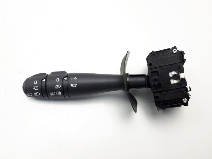 light control dacia duster 681721976r 255406898r valeo 0km