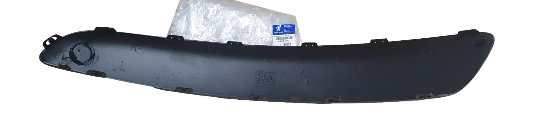 Bumper Trim Right Front Original 7452P7 7452.P7 Peugeot 307